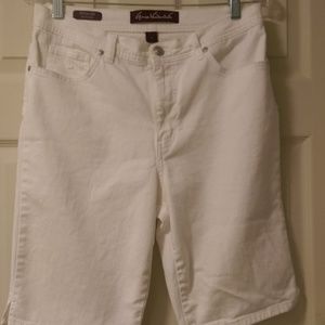 Gloria Vanderbilt Jean Shorts